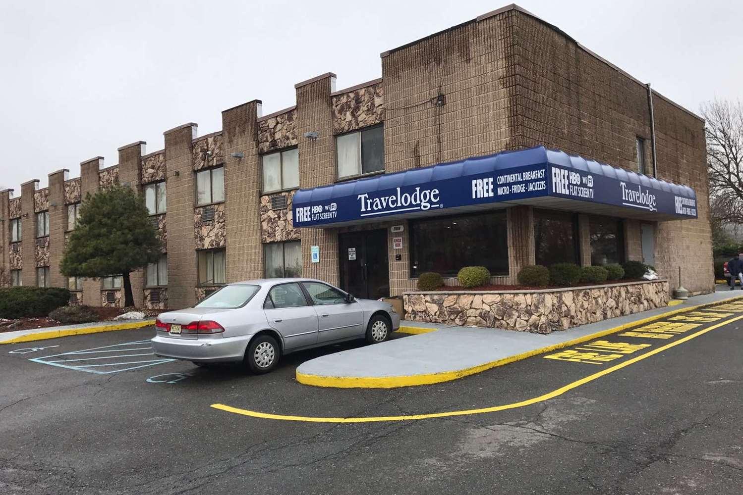 Travelodge By Wyndham Avenel Woodbridge Exterior foto